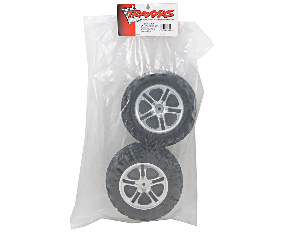 Traxxas Pre-Mounted 3.8 Talon Tire w/Split Spoke Wheel (Chrome) (2) 4 Traxxas Pre-Mounted 3.8 Talon Tire w/Split Spoke Wheel (Chrome) (2) - Image 2